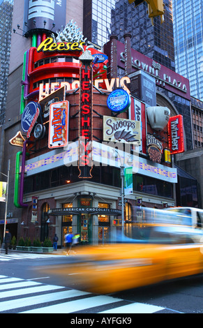 Boutique de chocolat à Times Square, New York City Banque D'Images