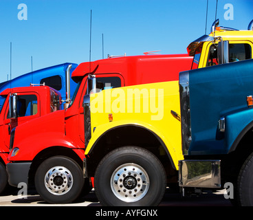 camions d’affilée Banque D'Images