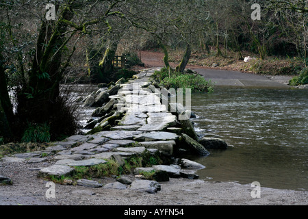 Tarr Étapes préhistoriques mégalithiques Clapper Bridge, Angleterre Somerset Banque D'Images