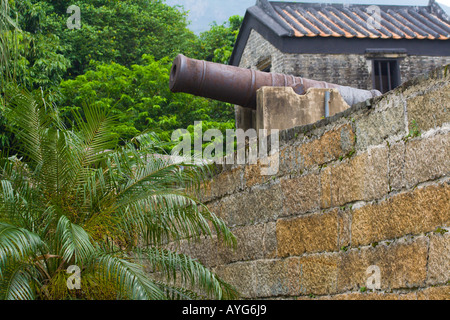 Cannon à Tung Chung Fort, Hong Kong, Chine Banque D'Images