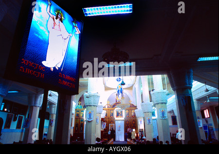 Assouan Egypte dimanche pour enfants en service de l'Église Copte El Adra dans Abbass Faried Street Banque D'Images