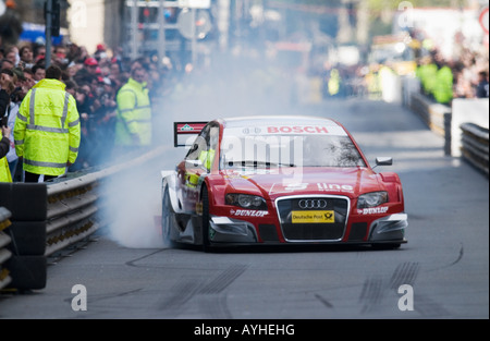 Présentation DTM dans les rues de Düsseldorf en Allemagne Mike Rockenfeller GER dans son AUDI A4 cabriolet Banque D'Images