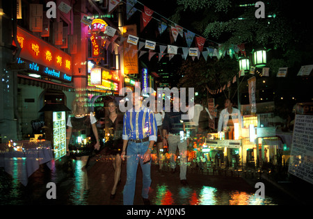 Clarke Quay Singapour un vendredi soir Banque D'Images