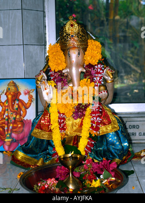 Ganga Talao Grand Bassin Maurice Seigneur Ganesh dans Hindu Temple Banque D'Images