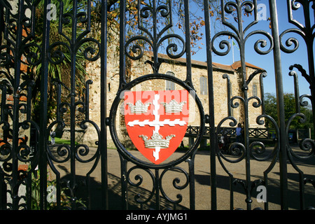 Parc du Château de portes d'entrée, Colchester, Essex, Angleterre, Royaume-Uni. Banque D'Images