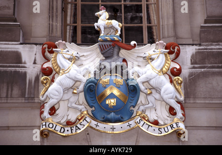 Armoiries de la Worshipful Company of Saddlers une des anciennes guildes d'artisanat et les entreprises de la ville aux couleurs de Londres Banque D'Images