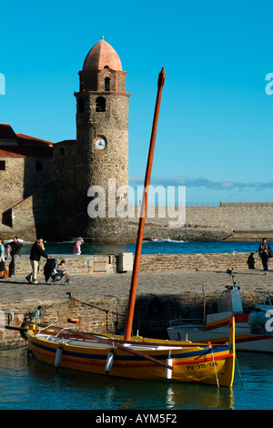 Eglise Notre Dame des Anges Collioure France Banque D'Images