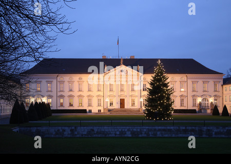 Europa Europe Allemagne Deutschland Berlin Mitte château Schloss Bellevue économiques résultant des Bundespraesidenten Weihnachten Christmas Banque D'Images