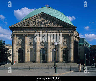 Europa Europe Allemagne Deutschland Berlin Bezirk Mitte St Sankt Hedwigs Kathedrale Banque D'Images