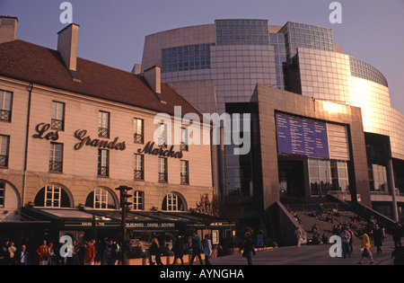 L'Opéra National de Paris à la place de la Bastille Banque D'Images