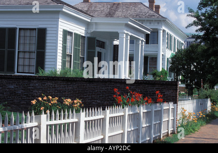 Maison du xixe siècle restaurée dans la vieille ville de l'Alabama, Montgomery Alabama USA Banque D'Images