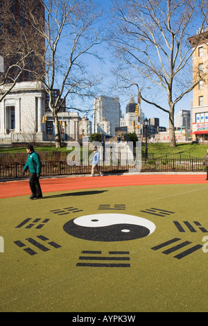 Le symbole Yin Yang Sara D. Roosevelt Park Chinatown New York City Banque D'Images