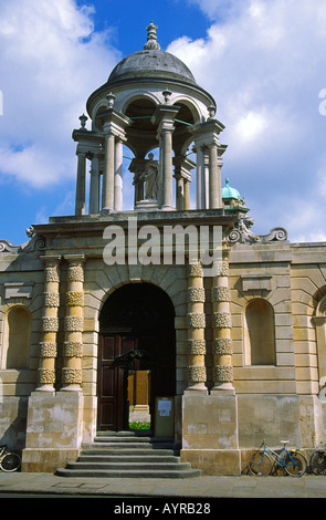 Porte d'entrée à Queens College Oxford Angleterre Banque D'Images