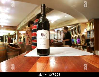 La dégustation de vin dans la cave Vasse Felix, Margaret River, Australie de l'Ouest. Banque D'Images
