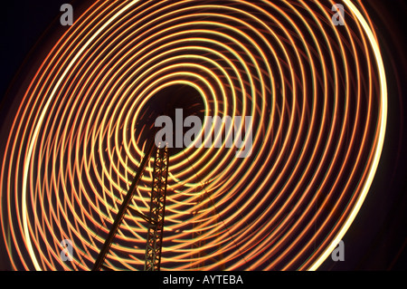 Grande roue en rotation Banque D'Images