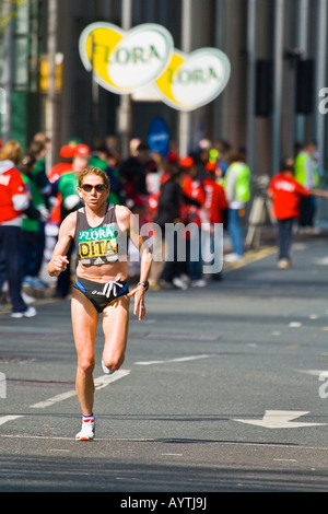 Constantina Dita racing dans la flore Marathon de Londres 2008 Banque D'Images