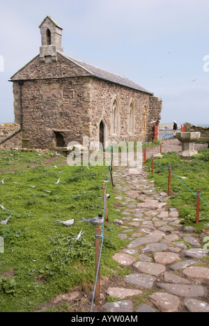 Chapelle sur l'île de Farne intérieure, Northumberland, England Banque D'Images