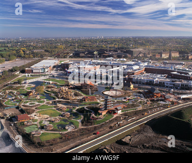 Panoramablick ueber das CentrO dans Oberhausen-Neue Mitte, Ruhr, Allemagne Banque D'Images