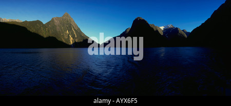 Panorama de Milford Sound ile sud Nouvelle Zelande Banque D'Images