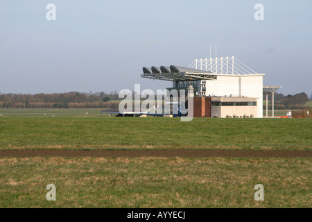 Millennium Stadium tribune de Cambridge hill accueil newmarket suffolk de course de chevaux england uk go Banque D'Images