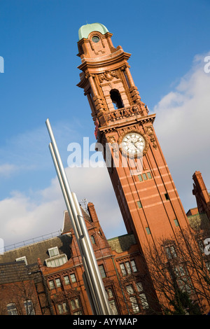 Palace Hotel tower vu de l'extérieur de la gare d'Oxford Road. Manchester, Greater Manchester, Royaume-Uni. Banque D'Images