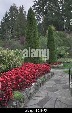 Magnifique jardin pittoresque et phénoménal pour les promenades et de supervision de fleurs et arbres Banque D'Images