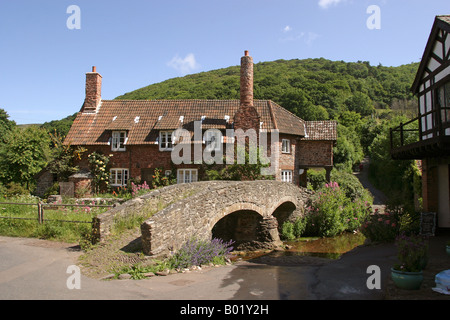 UK Somerset bridge Allerford Exmoor et ford Banque D'Images