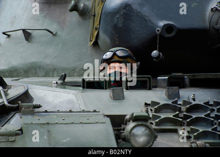 D'un conducteur de char Leopard 1A5 MBT de l'armée belge. Banque D'Images