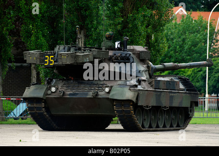 Le Leopard 1A5 MBT de l'armée belge en action. Banque D'Images