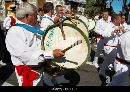 Groupe folklorique de El Hierro, Fiesta del Pino, Teror, Gran Canaria. Banque D'Images