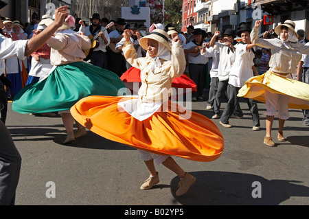 Groupe folklorique, Fiesta del Pino, Teror, Gran Canaria. Banque D'Images