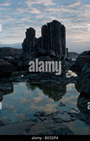 Paysage d'un autre monde de la formation de roche ignée en Australie, plage de Bombo Banque D'Images