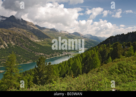 Lac de silvaplana silvaplanersee lej da silvaplauna graubünden engadin canton des grisons suisse schweiz europa europe Banque D'Images