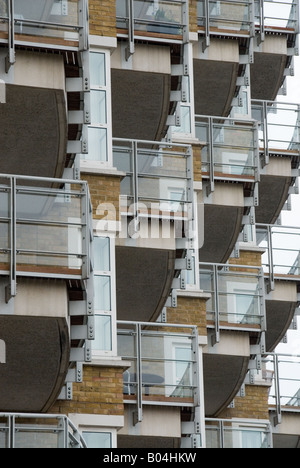 London Riverside Apartments Banque D'Images