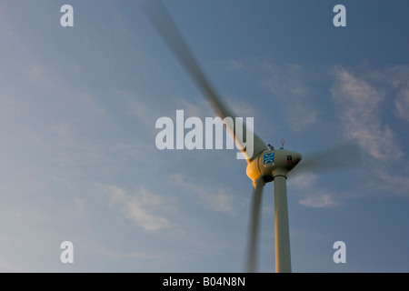 Les éoliennes près de la ville de Casares, Costa del Sol, Andalousie, province de Malaga (Andalousie), l'Espagne, l'Europe. Banque D'Images