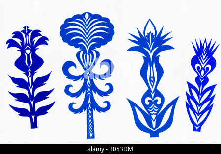 Les coupures papier contemporain 'Prairie Blue' floral design par Miss Wanda Skowron (Varsovie) Pologne Europe Banque D'Images