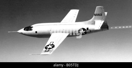 La Bell Aircraft Corporation X 1 146 062 en vol Banque D'Images