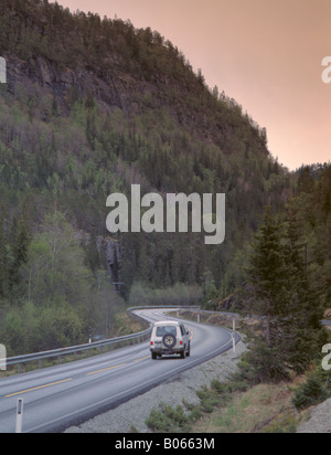Motoring près de granvin, hordaland, Norvège. Banque D'Images