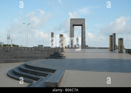 Monument pour le Roi Léopold I à De Panne Belgique Europe Banque D'Images
