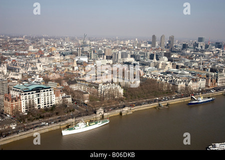 Vue aérienne au nord-est de Royal Courts of Justice H Q S Tamise Wellington City of Westminster, London WC2 Angleterre UK High l Banque D'Images