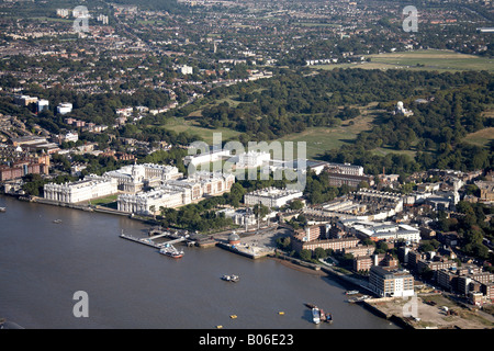 Vue aérienne au sud-est du Palais de Greenwich Park National Maritime Museum Black Heath tamise les bâtiments de banlieue London SE10 Banque D'Images