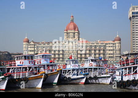 Taj Mahal Hotel, port de Bombay, Mumbai, l'État du Maharashtra, Inde Banque D'Images