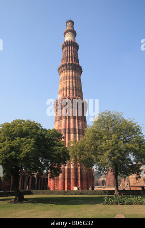 Minaret Qutb Minar (1200), Delhi, Inde Banque D'Images