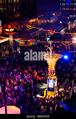 Festival de Jazz de Montréal Québec foule nuit Banque D'Images