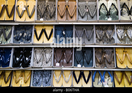 Zori sandales japonaises pour hommes à vendre à shop au Japon Banque D'Images