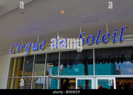 Le Cirque du Soleil Store signe à Downtown Disney Marketplace à Orlando la Floride Etats-Unis Banque D'Images