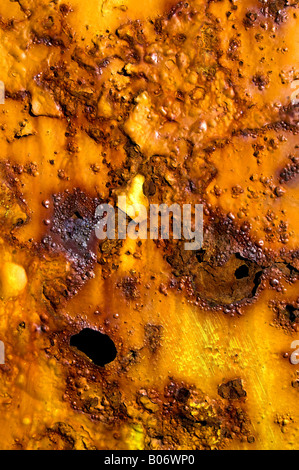 La rouille et la corrosion apparaît par anciennes peintures. Banque D'Images