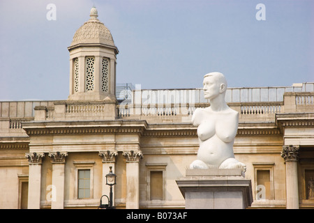 Statue de Marc Quinn Enceinte Alison hdb Trafalgar Square London England Banque D'Images