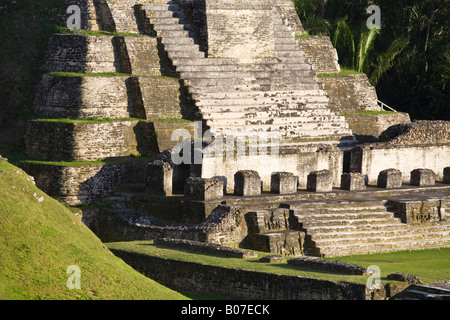 Belize, Altun Ha, Temple de la Maçonnerie modifie la struture (B-4) Banque D'Images