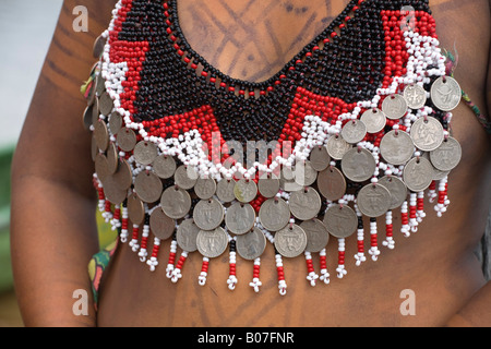 Panama, rivière Chagres, Village Embera, femme Banque D'Images